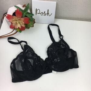 Victoria’s Secret vintage Vtg Gold Label - black lace bra NEW 34C